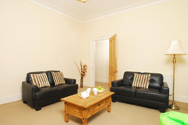 3 Bed, 2 Bath – Stone House, Plymouth