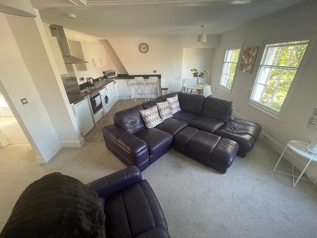2 Bedroom (4 bed), 1 Bath – Bedford, Bedfordshire, England, UK
