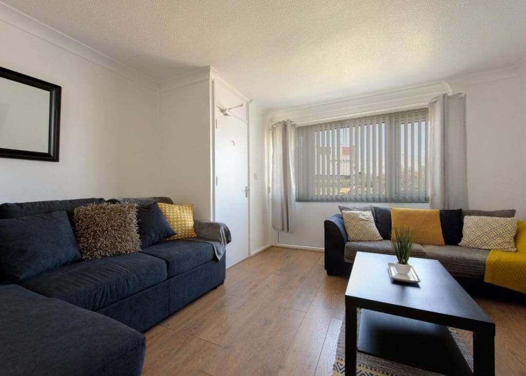 4 Bedroom (6 Beds), 1 Bathroom House – Duddeston, Birmingham, West Midlands, England, UK