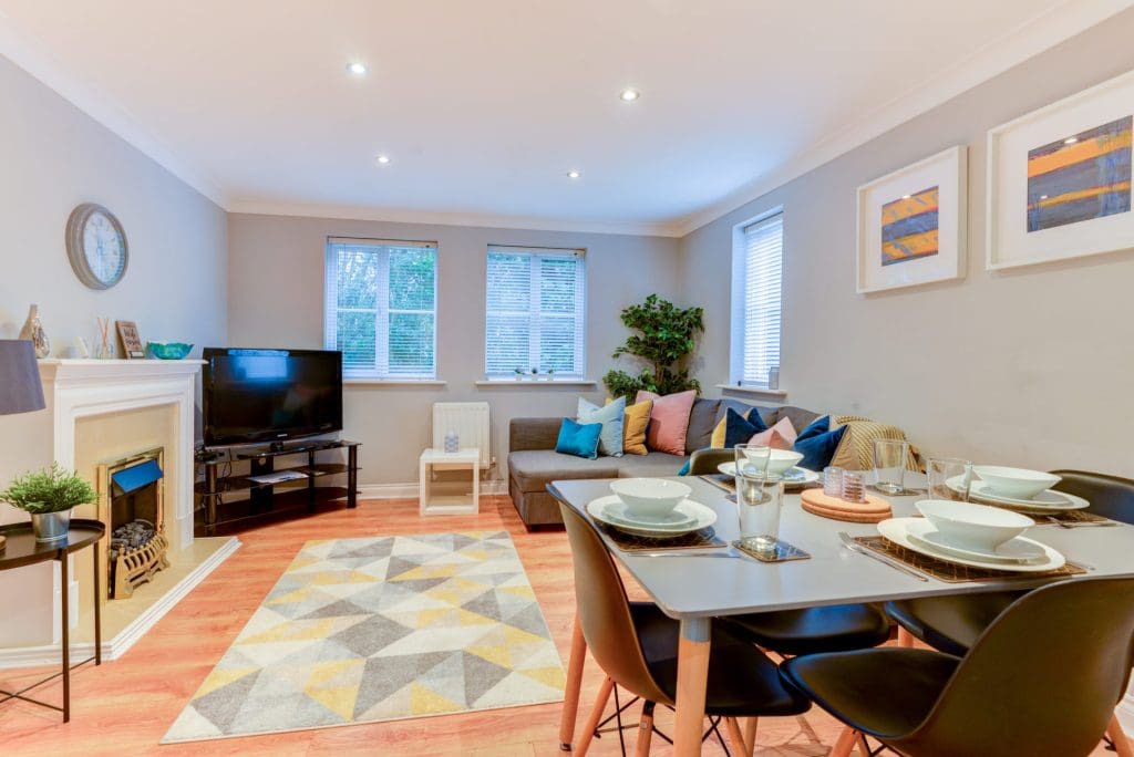 2 Bedroom (4 Beds), 2 Bathroom Apartment – Crawley, West Sussex, England, UK