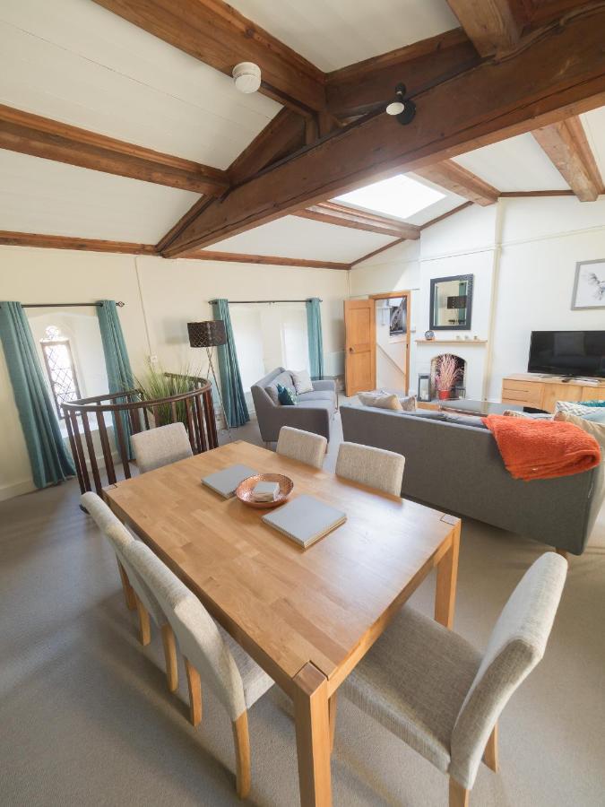 2 Bedroom, 1 Bathroom House – Chichester, West Sussex, England, UK.
