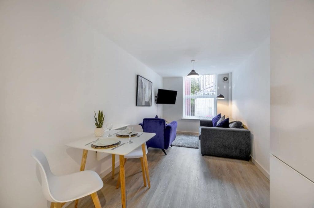 2 Bedroom (3 Beds), 1 Bathroom Apartment – Preston, Lancashire, England, UK