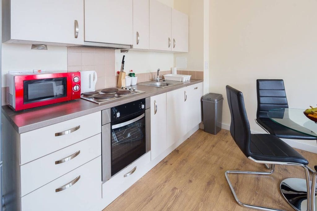 2 bedroom (4 Beds), 1 bath apartment in Maidstone, Kent, England