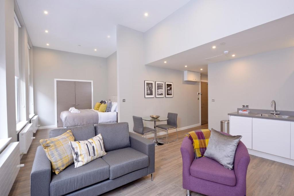 1 Bedrooms (1 Beds), 1 Bath – Glasgow,  Strathclyde, Scotland, UK