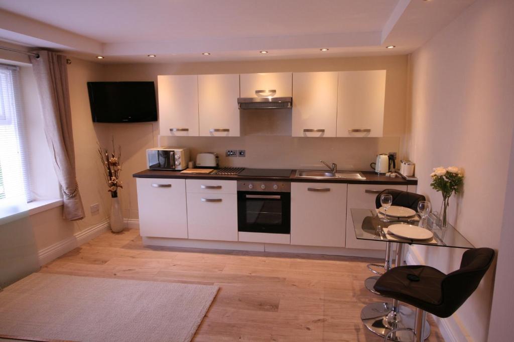 1 Bedrooms (1 Beds), 1 Bath – Llandudno, Conwy, Wales, UK