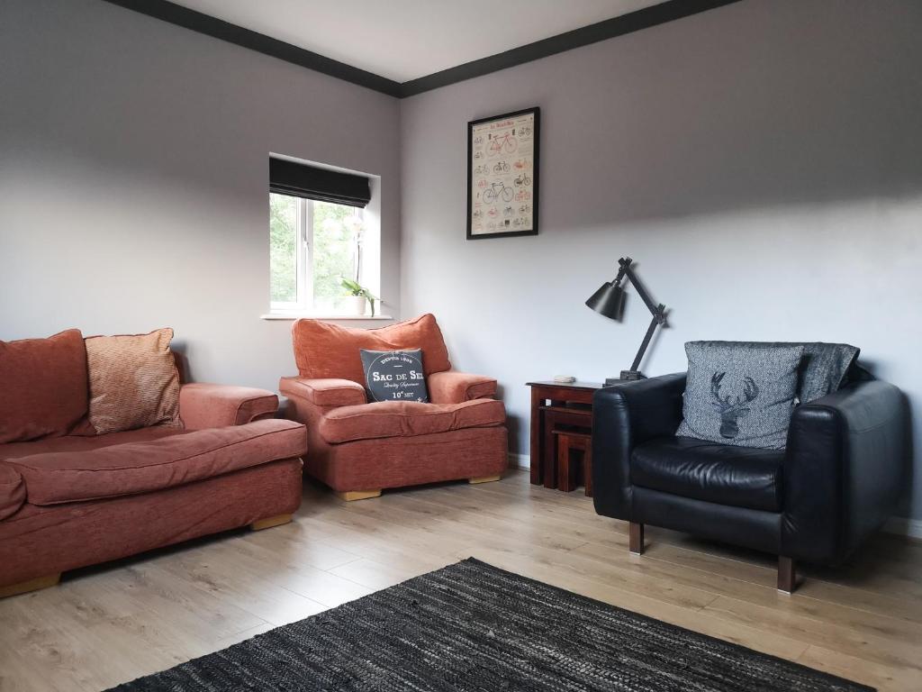 2 Bedrooms (2 Beds), 1 Bath – Cardiff, South Glamorgan, Wales, UK