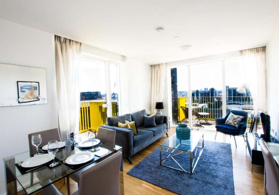 8 Bedrooms (8 Beds), 1 Bath – City of London,  Greater London, England, UK