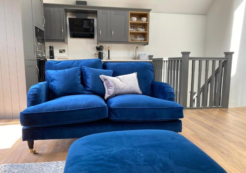 1 Bath - Whaley Bridge