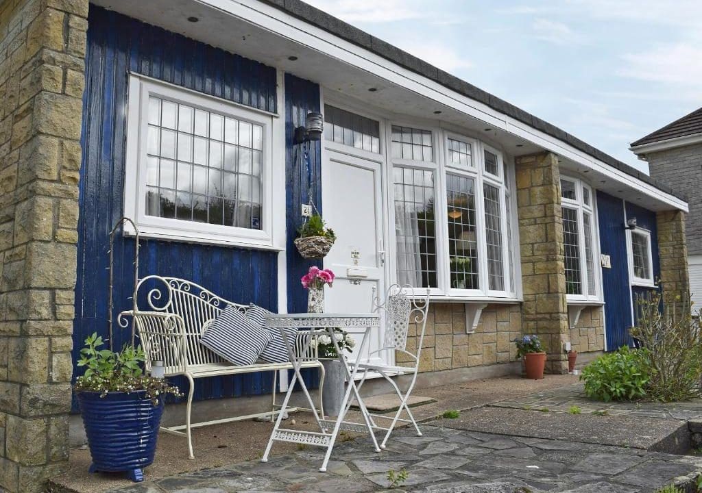 1 Bath - Swansea