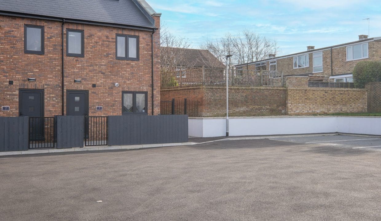 360 WD25 Bateson Dr 33_08