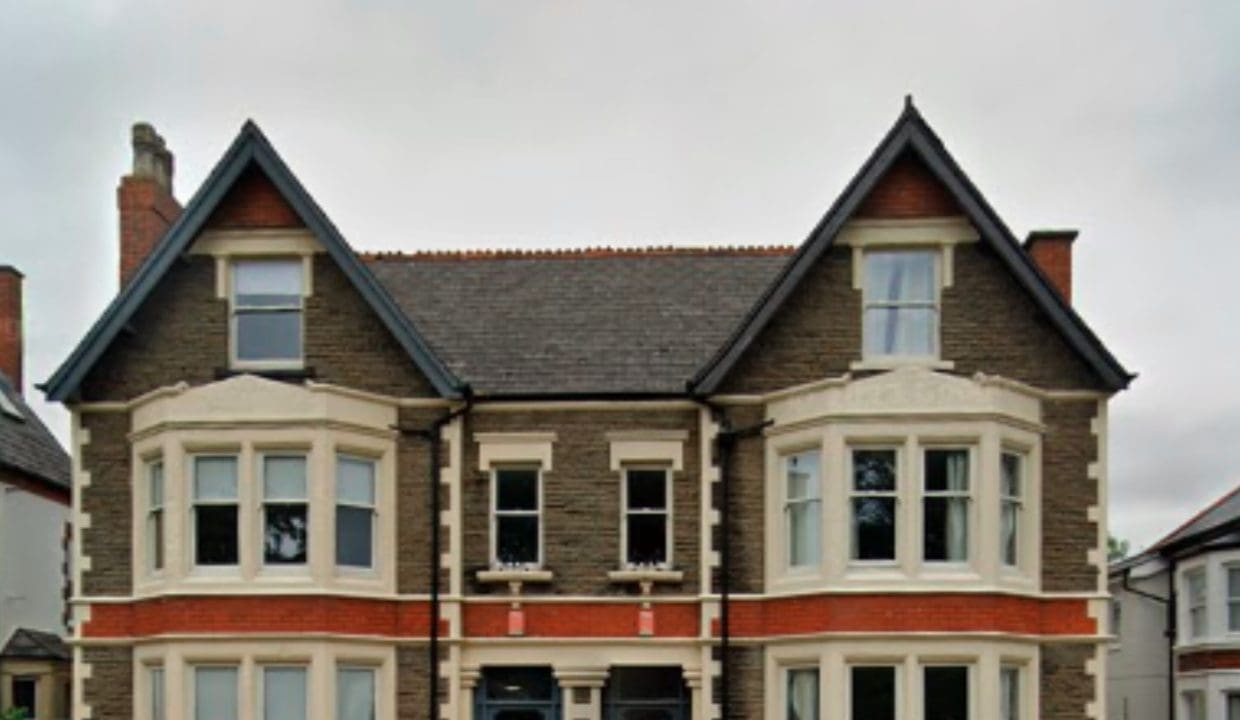 18 North Road house External