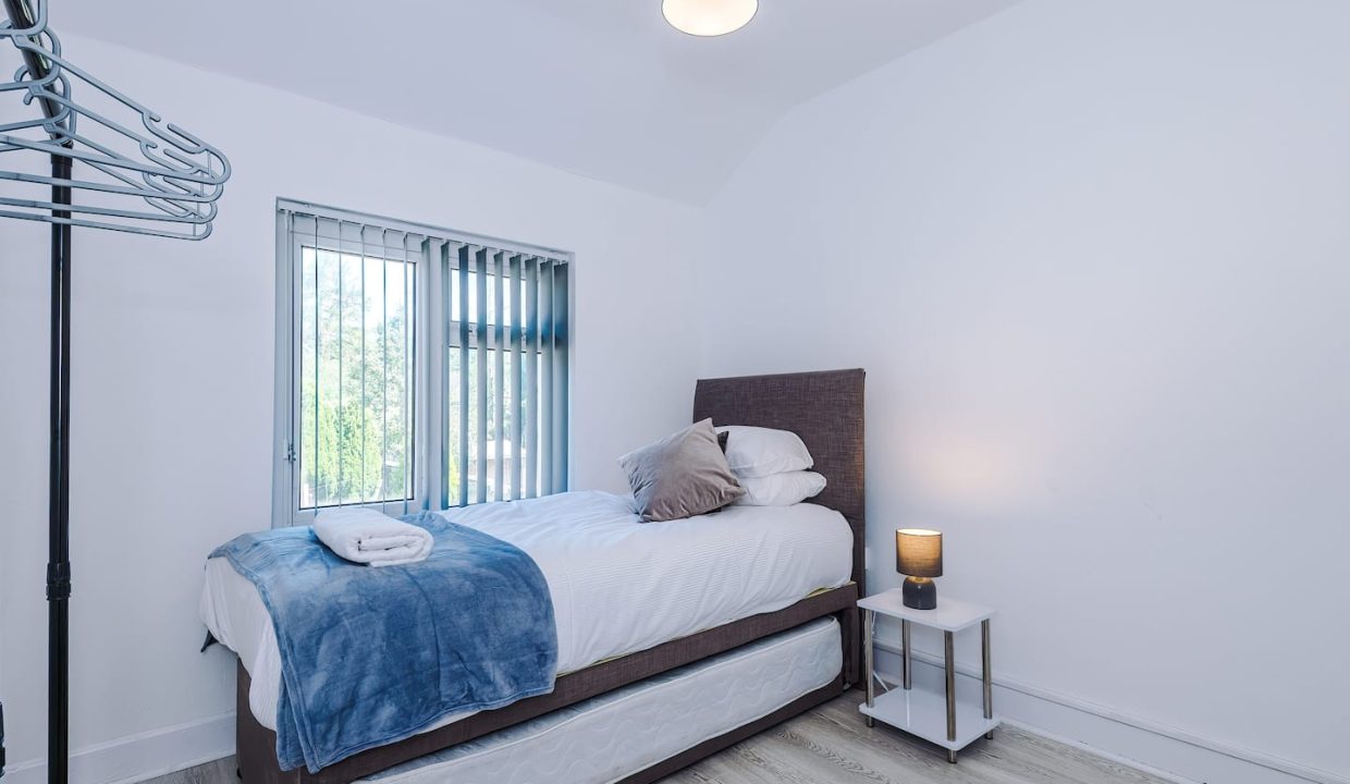 5f36f3ef-8d57-4897-8c02-d8edc1a3c5f1[1]