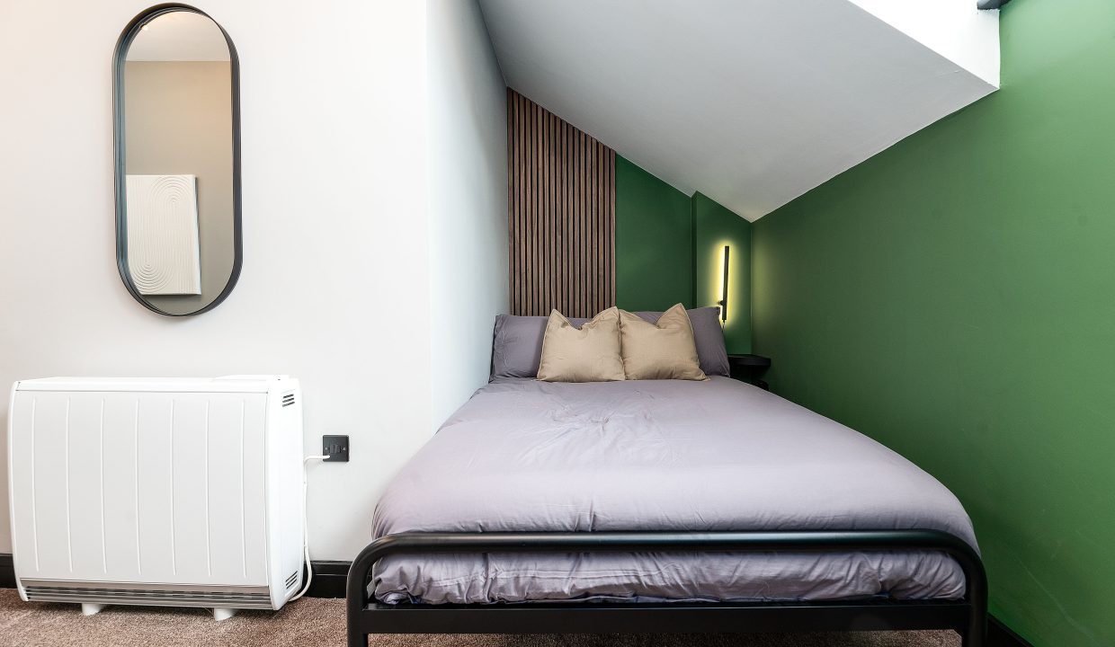 02 Bed 2.2