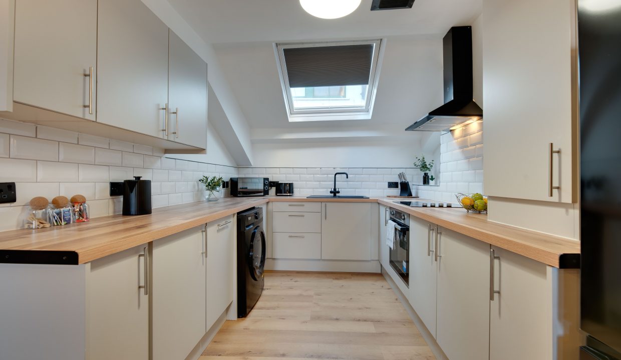 Queen Street Apartment Photos (2)