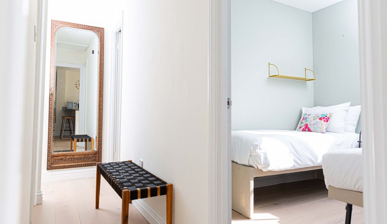 10 TIVOLI MEWS-51