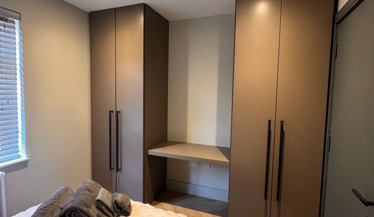 Bed 1 a