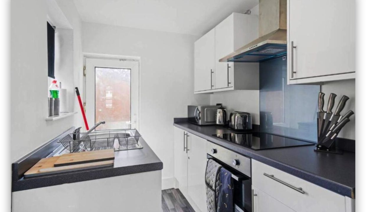 Newgate Lane - Kitchen