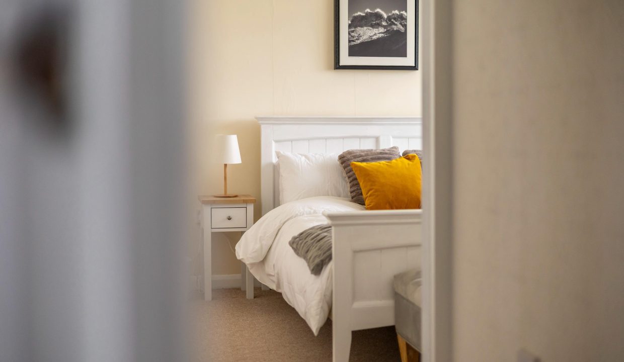 04 Bed 1.3