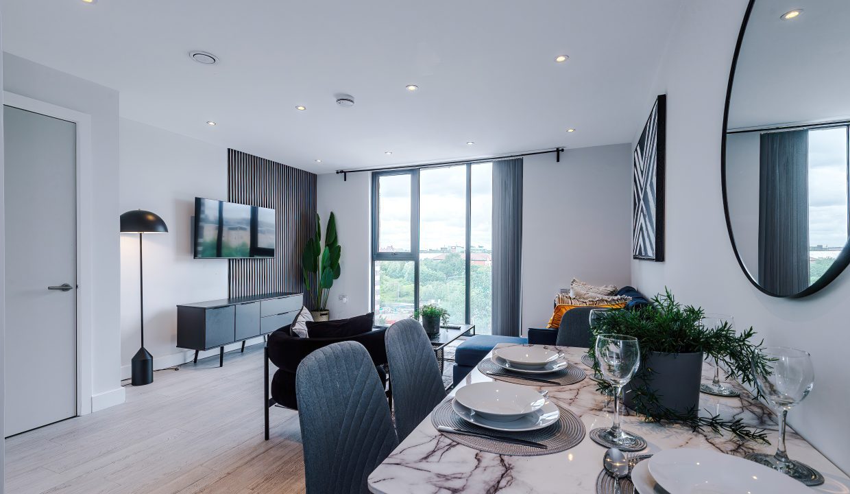 B403RegentPlaza-airbnb-15