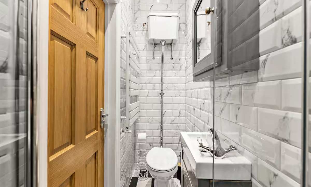 Bathroom 2_1
