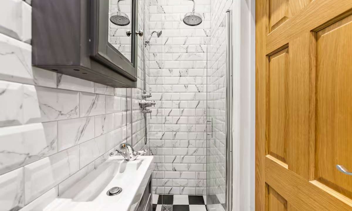 Bathroom 2_2