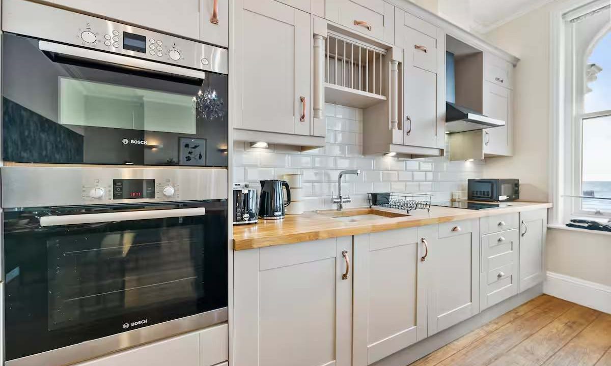Kitchen 3