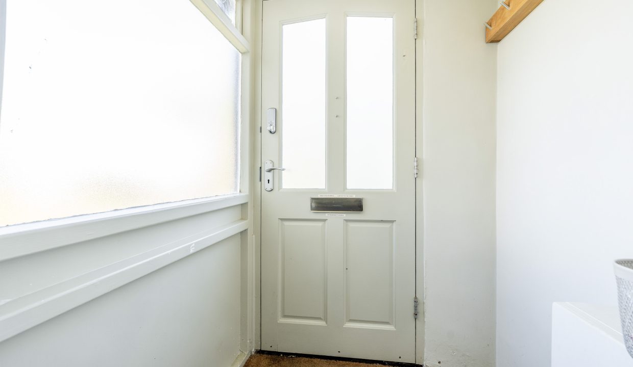 10-10-DRH05229-HDR