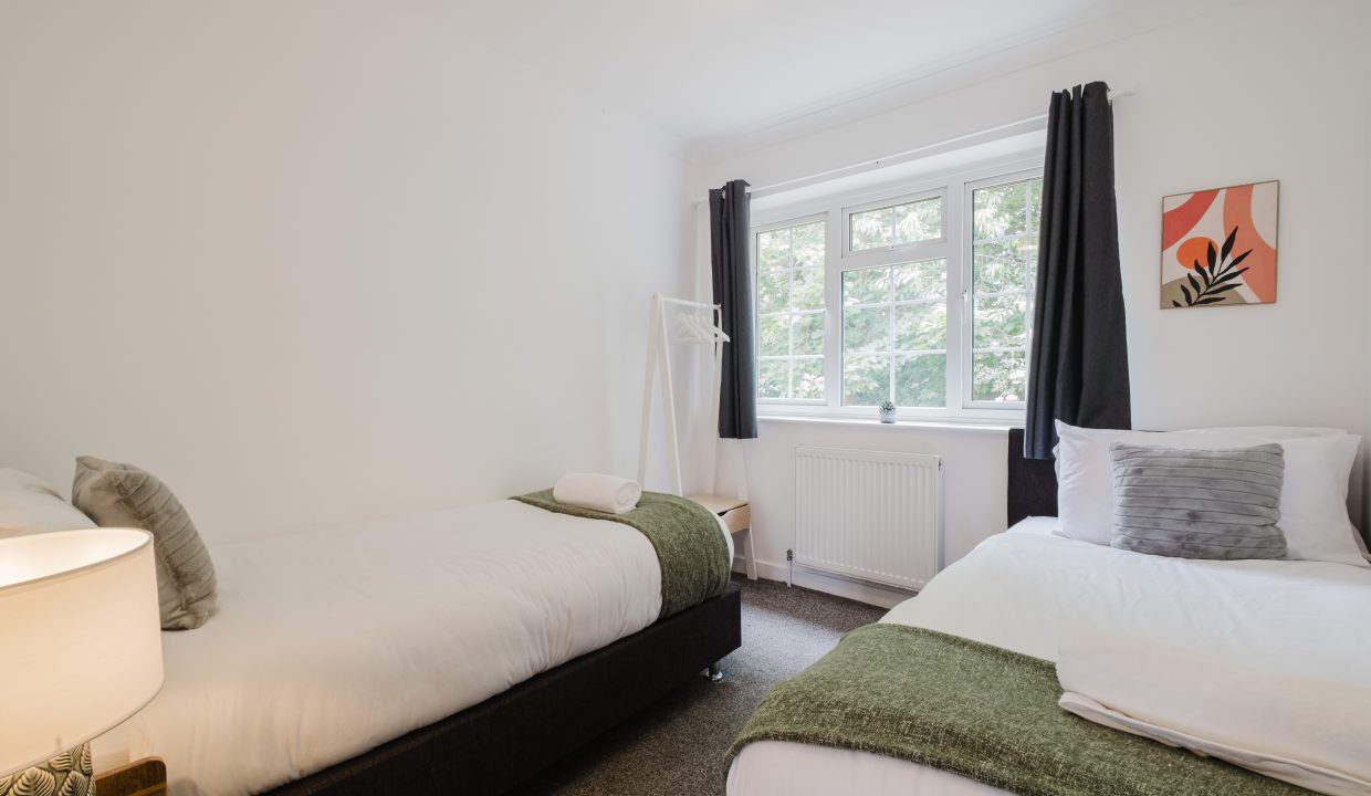 16 Conyngham Road_Large_35