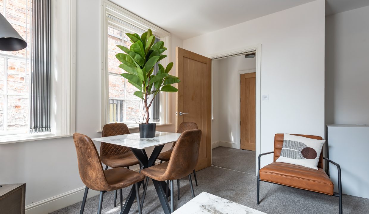8-OldDutchEmbassy-010
